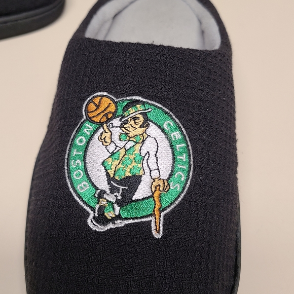 Boston Celtics embroidered slippers size 9-10 - Picture 4 of 8